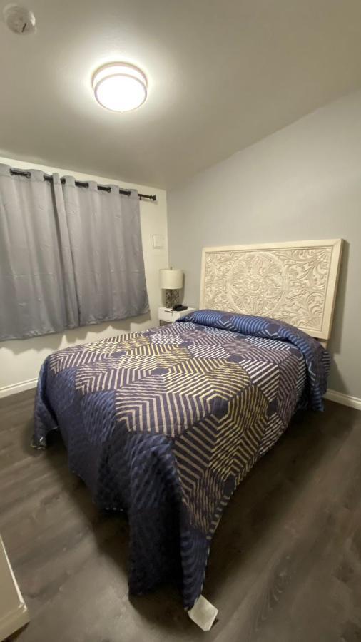 Golden Kent Motel ภายนอก รูปภาพ